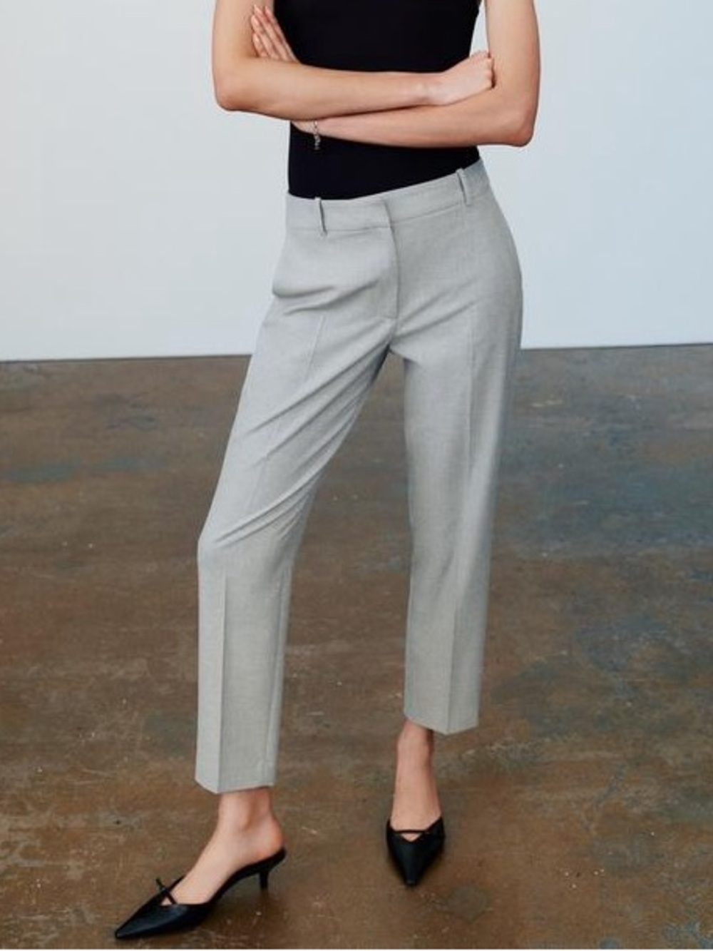 NWOT Zara Gray Slim Fit Pants Size S - Picture 1 of 4